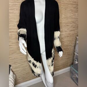 Love Sick Torrid Distressed Open Sweater Size 1